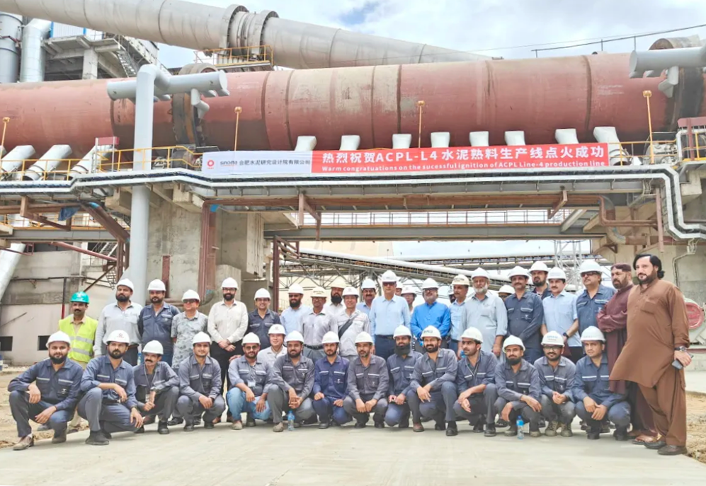 巴基斯坦的售后工程师来 巴基斯坦的售后工程师来