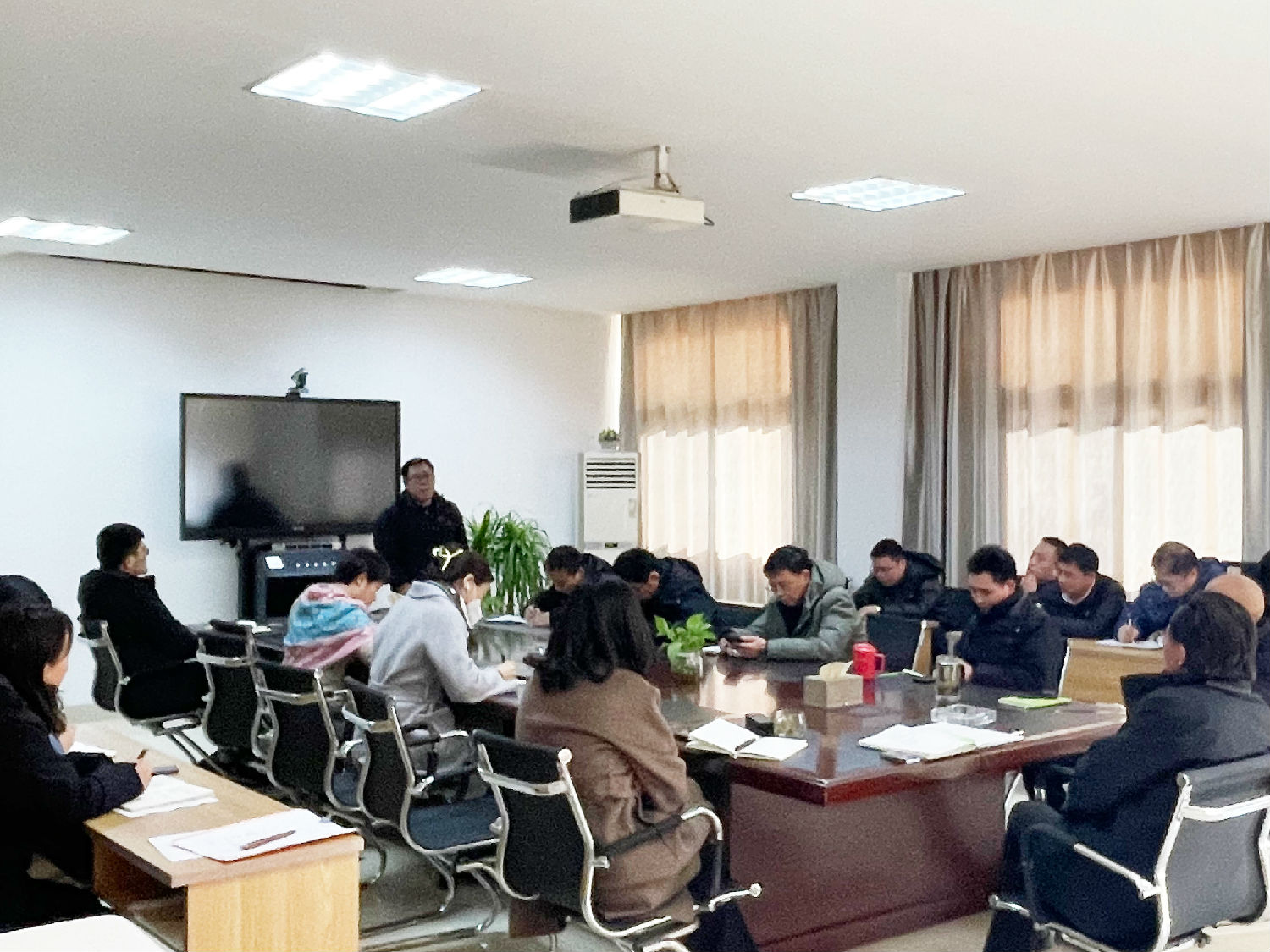 得润电气开工第一场会议 得润电气开工第一场会议