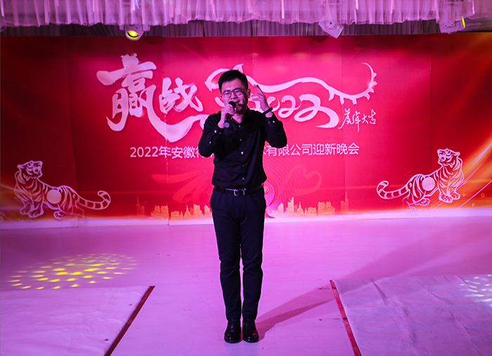 午夜派对3.jpg 午夜派对3.jpg