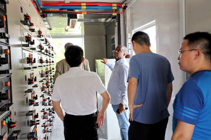 集装箱式变电站参观图 集装箱式变电站参观图