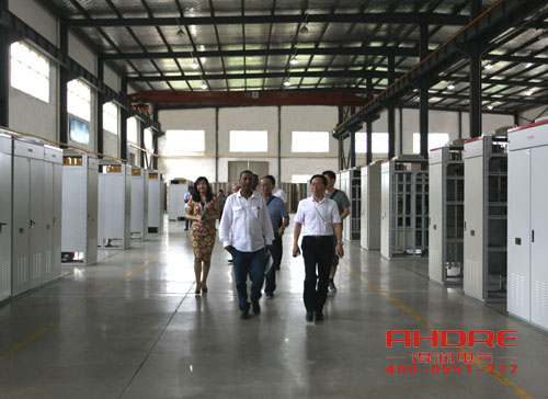 得润电气 高低压开关柜厂家 配电柜 旁路柜 咨询热线:400-0551-777 qq:31676885416 得润电气 高低压开关柜厂家 配电柜 旁路柜 咨询热线:400-0551-777 qq:31676885416
