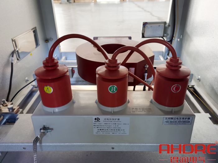 过电压保护器.jpg 过电压保护器.jpg