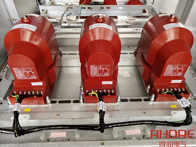 电压互感器.jpg 电压互感器.jpg