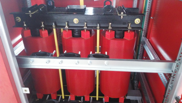 电抗器.jpg 电抗器.jpg